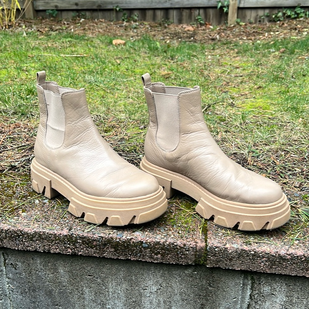 Sam Edelman Lug sole boot